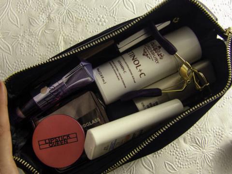 Kinzd Travel Cosmetic Bag Organizer